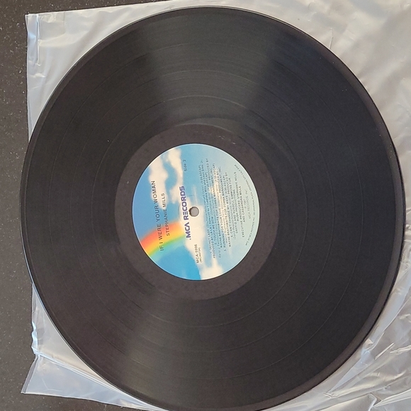 1987 STEPHANIE MILLS Album - Picture 5 of 7